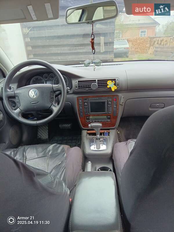 Універсал Volkswagen Passat 2004 в Рівному
