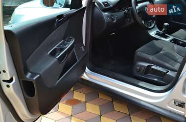 Седан Volkswagen Passat 2006 в 