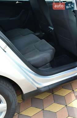 Седан Volkswagen Passat 2006 в 