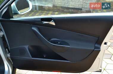 Седан Volkswagen Passat 2006 в 
