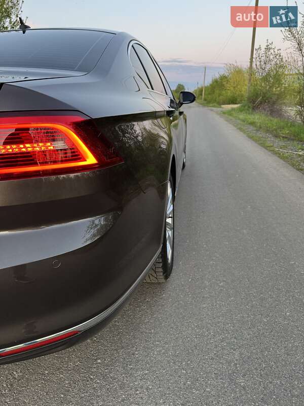 Седан Volkswagen Passat 2018 в Мукачевому