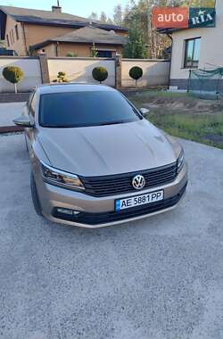 Седан Volkswagen Passat 2016 в 