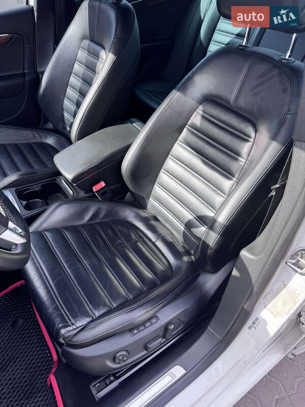 Седан Volkswagen Passat 2013 в Сновську