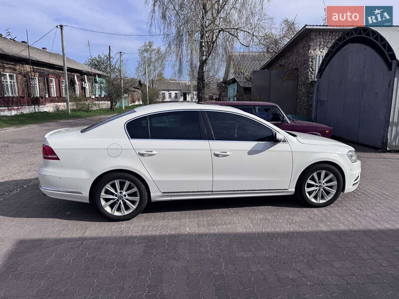 Седан Volkswagen Passat 2013 в Сновську
