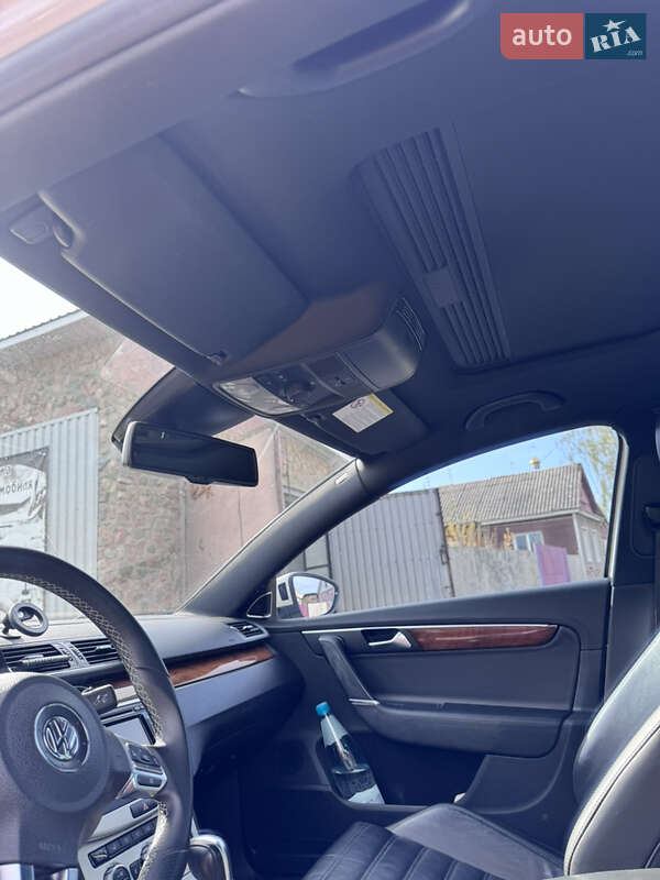 Седан Volkswagen Passat 2013 в Сновську