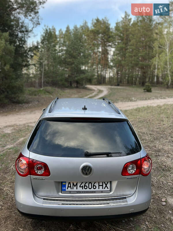 Универсал Volkswagen Passat 2008 в Киеве