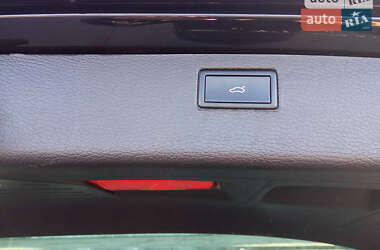 Універсал Volkswagen Passat 2012 в 