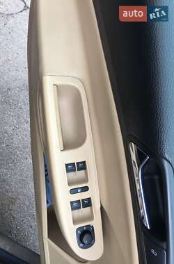 Седан Volkswagen Passat 2006 в 