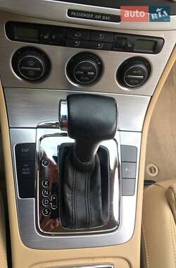 Седан Volkswagen Passat 2006 в 