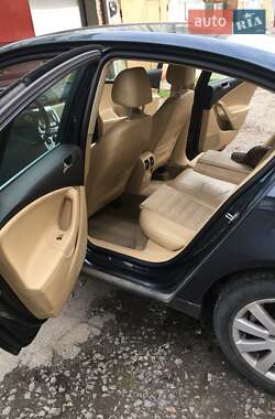 Седан Volkswagen Passat 2006 в 