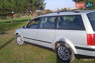 Универсал Volkswagen Passat 2000 в 