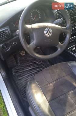 Универсал Volkswagen Passat 2000 в 