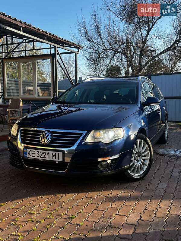 Універсал Volkswagen Passat 2008 в 