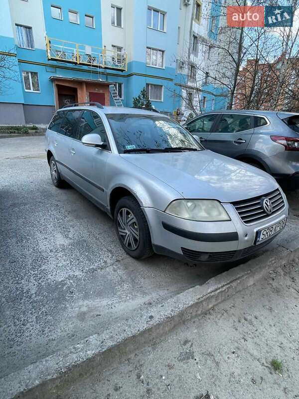 Універсал Volkswagen Passat 2003 в 