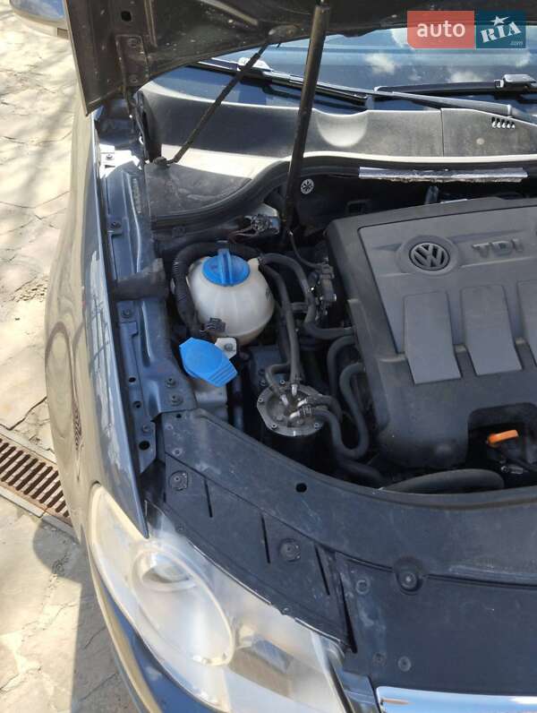 Універсал Volkswagen Passat 2009 в Стрию