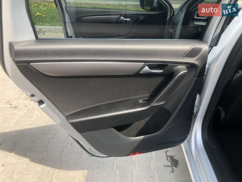 Универсал Volkswagen Passat 2014 в Львове фото 17 Универсал Volkswagen Passat 2014 в Львове