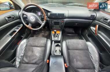 Універсал Volkswagen Passat 2001 в 