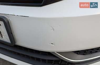 Седан Volkswagen Passat 2012 в 