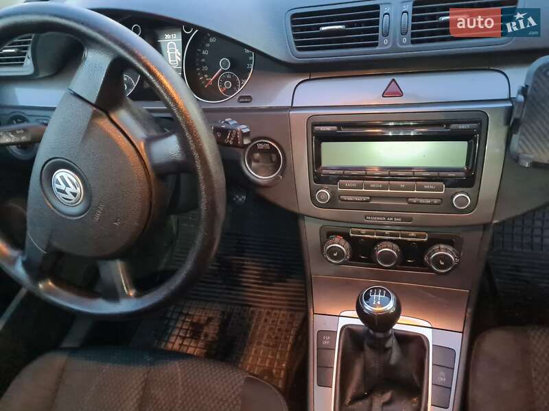 Універсал Volkswagen Passat 2010 в Києві