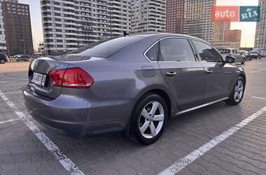 Седан Volkswagen Passat 2012 в 