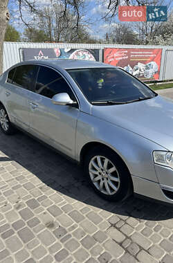 Седан Volkswagen Passat 2007 в 
