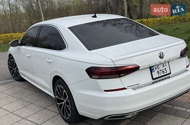 Седан Volkswagen Passat 2020 в 