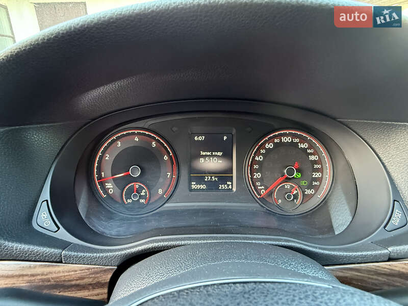 Седан Volkswagen Passat 2021 в Ровно