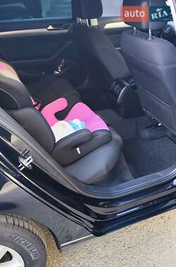 Универсал Volkswagen Passat 2015 в 