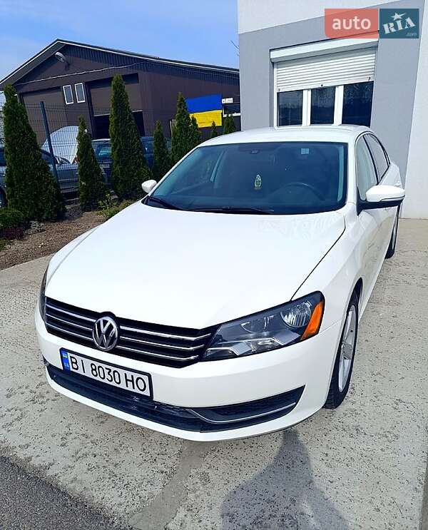 Седан Volkswagen Passat 2013 в Кременчуге