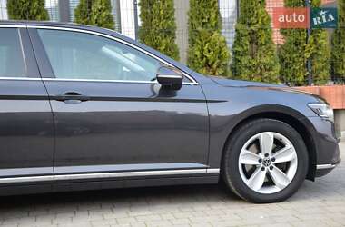 Седан Volkswagen Passat 2020 в 