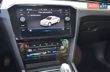 Седан Volkswagen Passat 2020 в 