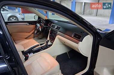 Седан Volkswagen Passat 2015 в 