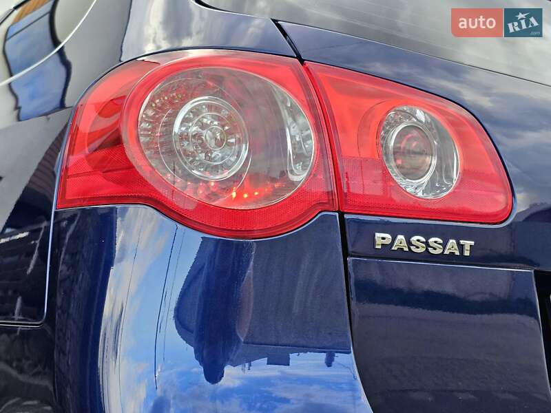 Универсал Volkswagen Passat 2009 в Стрые