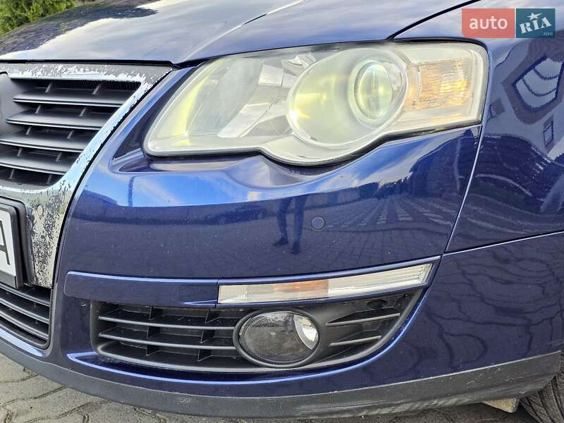 Универсал Volkswagen Passat 2009 в Стрые