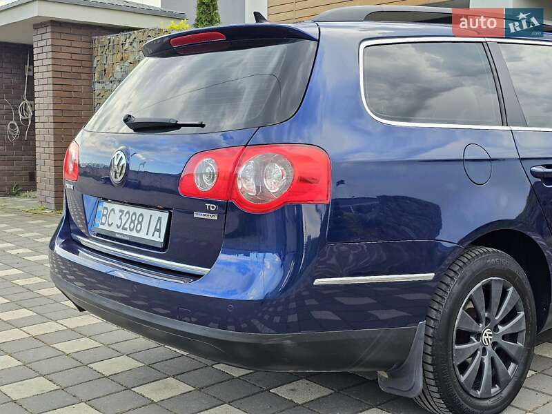 Универсал Volkswagen Passat 2009 в Стрые