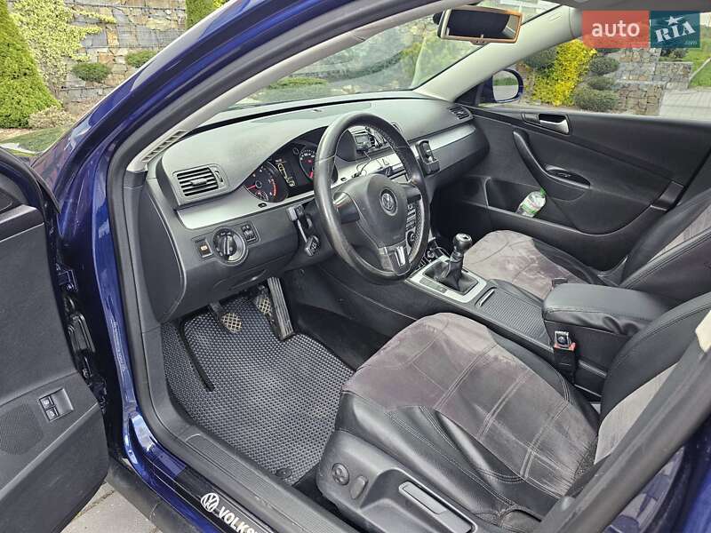 Универсал Volkswagen Passat 2009 в Стрые