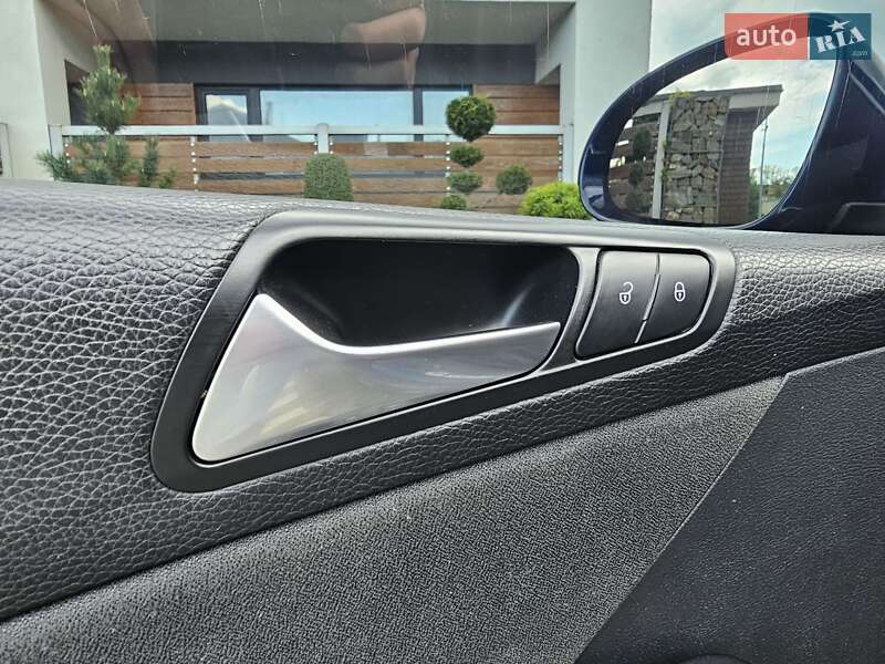 Универсал Volkswagen Passat 2009 в Стрые