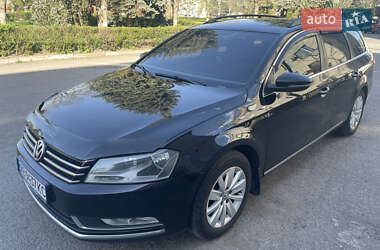 Универсал Volkswagen Passat 2011 в 