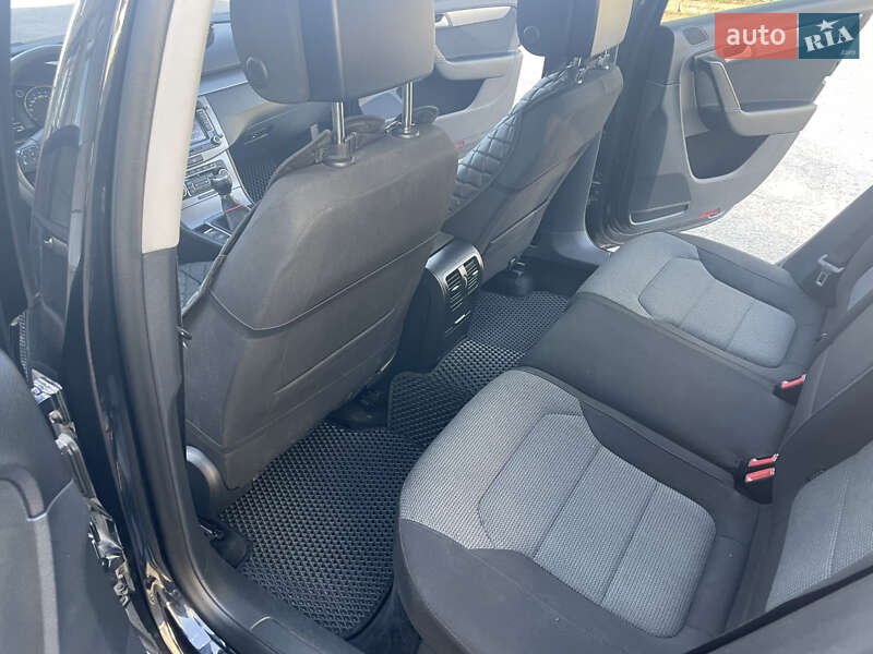 Универсал Volkswagen Passat 2011 в Виннице