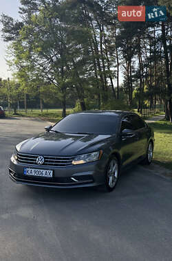 Седан Volkswagen Passat 2016 в 