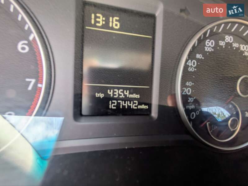 Седан Volkswagen Passat 2013 в Сарнах