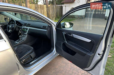 Седан Volkswagen Passat 2012 в 