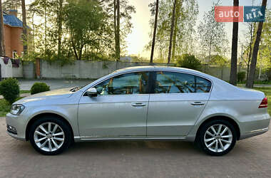 Седан Volkswagen Passat 2012 в 