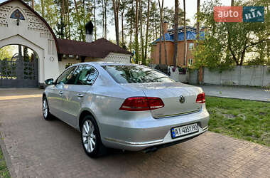 Седан Volkswagen Passat 2012 в 