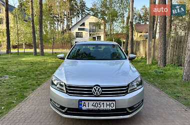 Седан Volkswagen Passat 2012 в 
