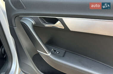 Седан Volkswagen Passat 2012 в 