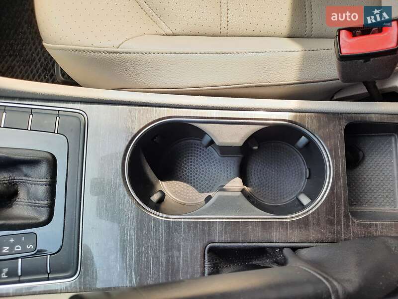 Седан Volkswagen Passat 2017 в Ивано-Франковске фото 9 Седан Volkswagen Passat 2017 в Ивано-Франковске