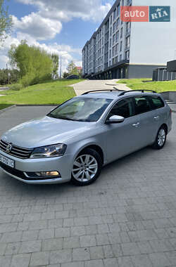 Универсал Volkswagen Passat 2011 в 
