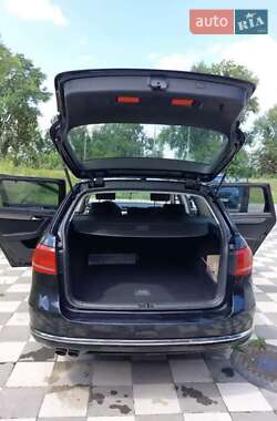 Універсал Volkswagen Passat 2013 в 