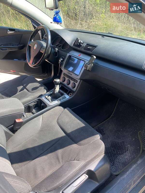 Универсал Volkswagen Passat 2006 в Ковеле